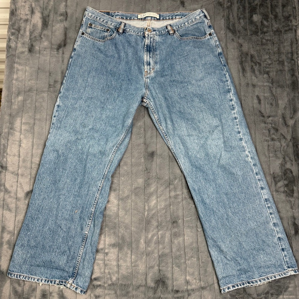 Express Precision Fit Relaxed Leg Jeans Mens 40x30 Blue Medium Wash Denim Cotton